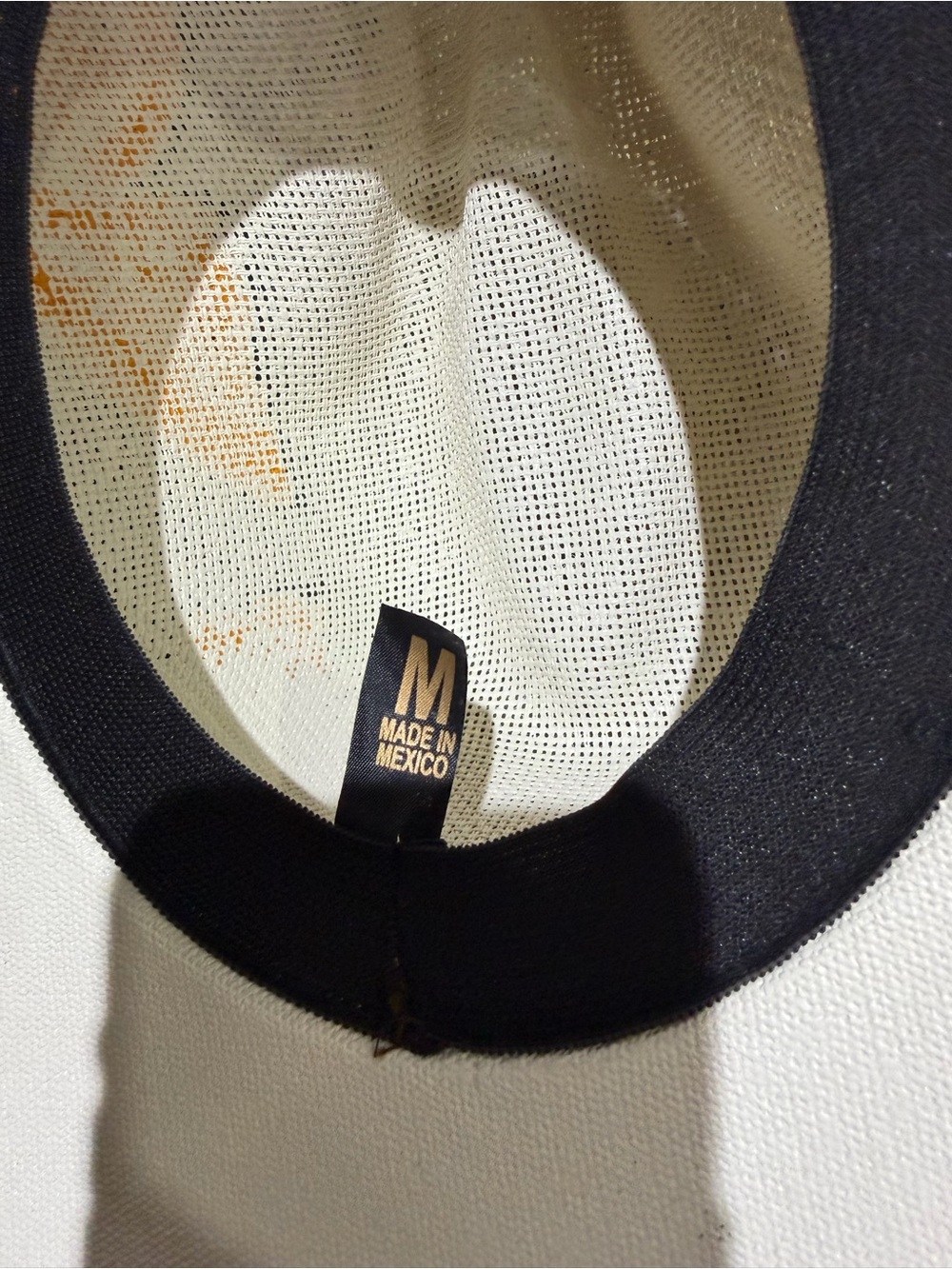 Hand Painted Butterfly Hat from Mexico Size Medium - Picture 5 of 5